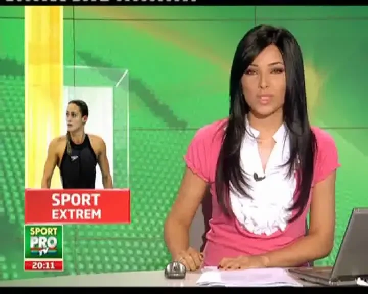 Camelia Potec vrea sa-si mareasca sanii! Renunta la inot si se baga in cursele de ATV-uri!