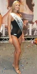 Dupa antrenament, jucatorii se grabesc sa ajunga acasa! De ce? Vezi TOP 10 cele mai sexy iubite de fotbalisti!_5