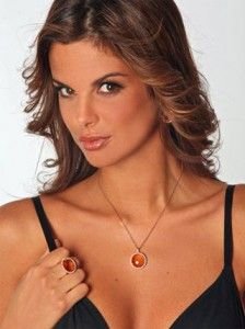 Dupa antrenament, jucatorii se grabesc sa ajunga acasa! De ce? Vezi TOP 10 cele mai sexy iubite de fotbalisti!_13