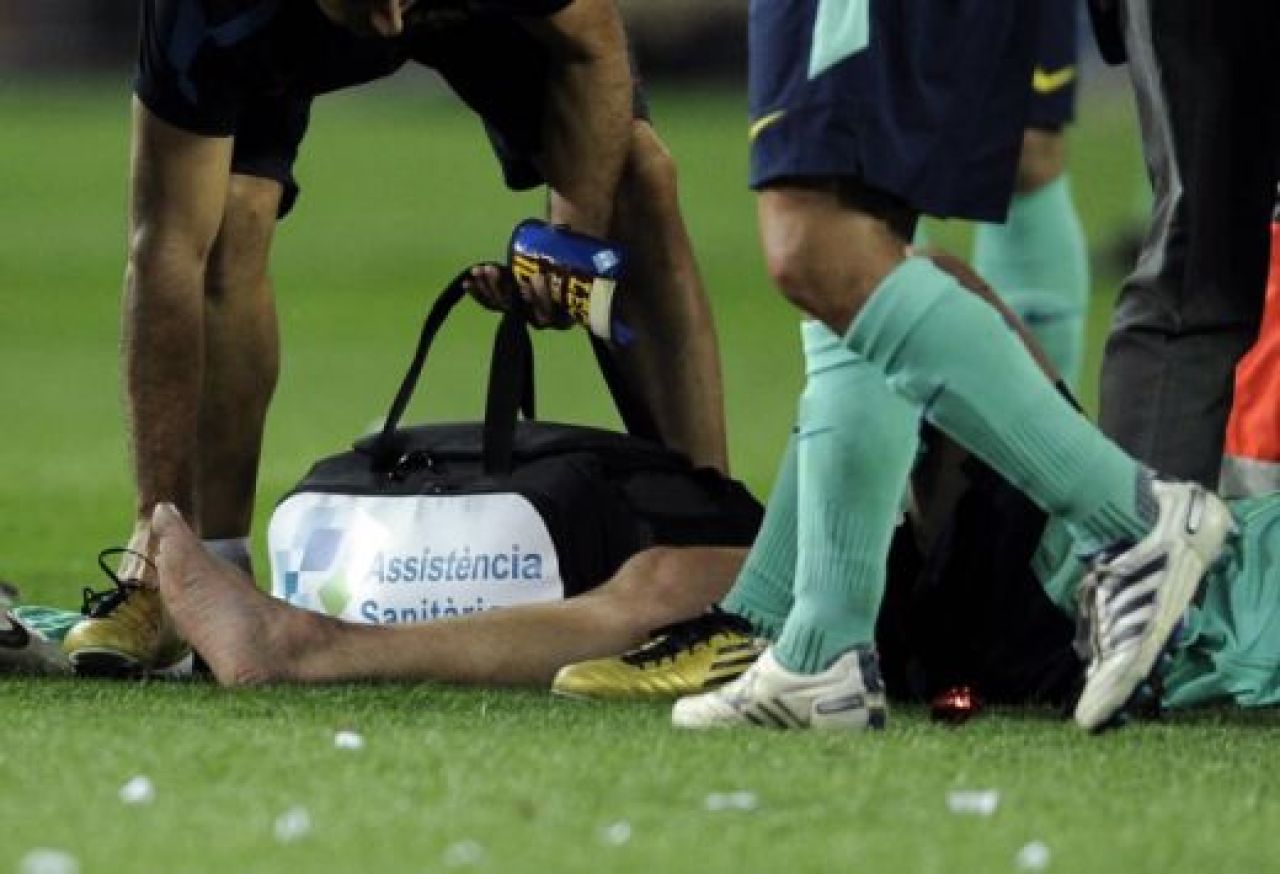 Ujfalusi a mers la vestiar ca sa-i ceara scuze lui Messi! Vezi cat va sta pe bara argentinianul:_4