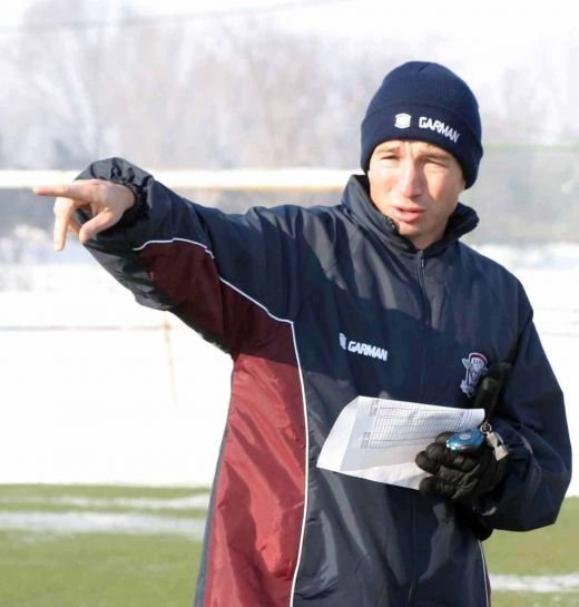 Joaca la Steaua de la 10 ani! Vezi CV-ul impresionant al lui Dan Petrescu! VIDEO  _3