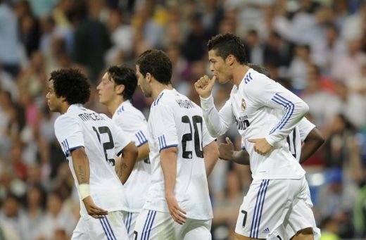 VIDEO SUPER TARE! Cristiano Ronaldo, primul gol dedicat fiului sau! Vezi cum s-a intimidat in fata tribunelor!_7