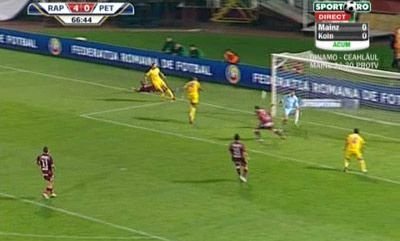 VIDEO Raduta i-a scos din minti pe rapidisti! VEZI cea mai mare ratare din Cupa Romaniei!
