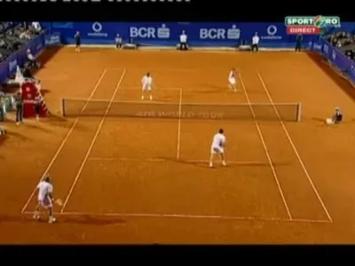 VIDEO / Faza antologica! Nastase joaca tenis pe SCAUN: