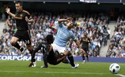 Tevez o bate pe Chelsea, echipa cu 21 de goluri in 6 meciuri din Anglia: 1-0! Vezi ce gol a dat Manchester City!