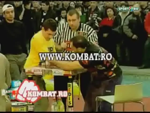 VIDEO K1 Superstars! Vezi cum a castigat adversarul lui Ghita turneul de la Amsterdam dupa 3 meciuri in o seara!