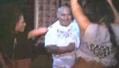 Mighty Mo a facut SHOW cu fetele in club si a cantat cu Adi copilul minune! VIDEO