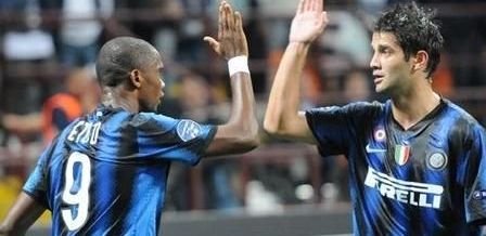 Chivu a fost in razboi cu toata echipa lui Inter! Vezi discutia din vestiar dintre Eto o si Chivu!