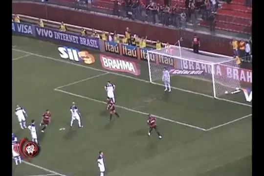 VIDEO O saritura de NOTA 10! S-a dat incredibil peste cap! Vezi cea mai tare bucurie la GOL!