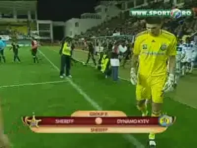 VIDEO! Cel mai STUPID gol din Europa League luat de un portar! A degajat direct in jucator! La fel ca Piturca cu Galatasaray!