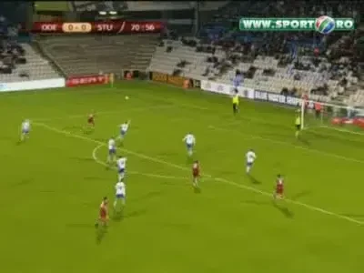 VIDEO! Marica a ramas MASCA la faza asta! Vezi un LOB FANTASTIC de la 20 de metri reusit de Harnik in Odense 1-2 Stuttgart