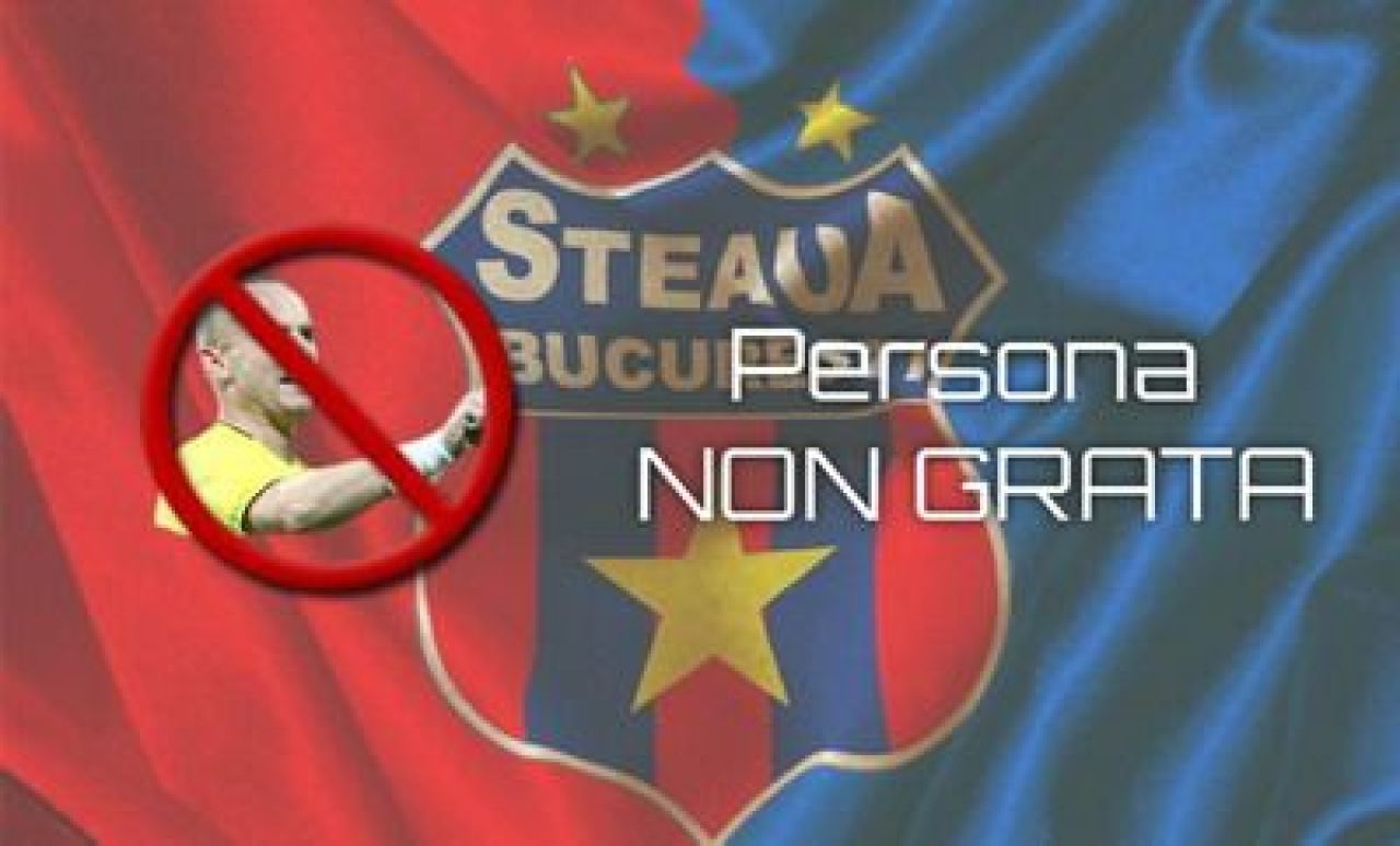 Fanii Stelei catre arbitrul polonez: