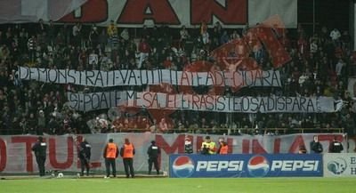 Dinu Gheorghe: La Craiova ni s-a strigat Moarte tiganilor , si nimeni nu s-a sesizat!
