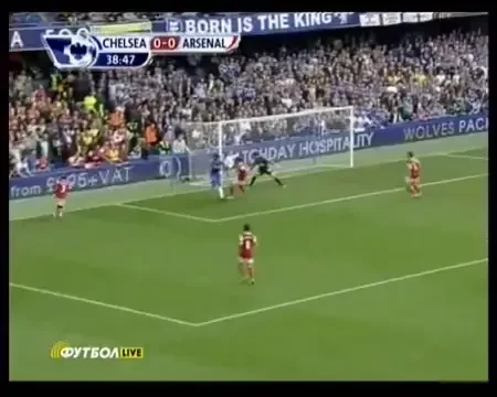 Gol senzational inscris de Drogba impotriva lui Arsenal!