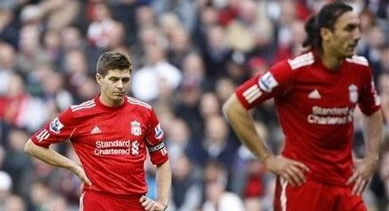 Rusinea anului! Liverpool e pe 18 in clasament dupa 1-2 cu Blackpool! VIDEO: