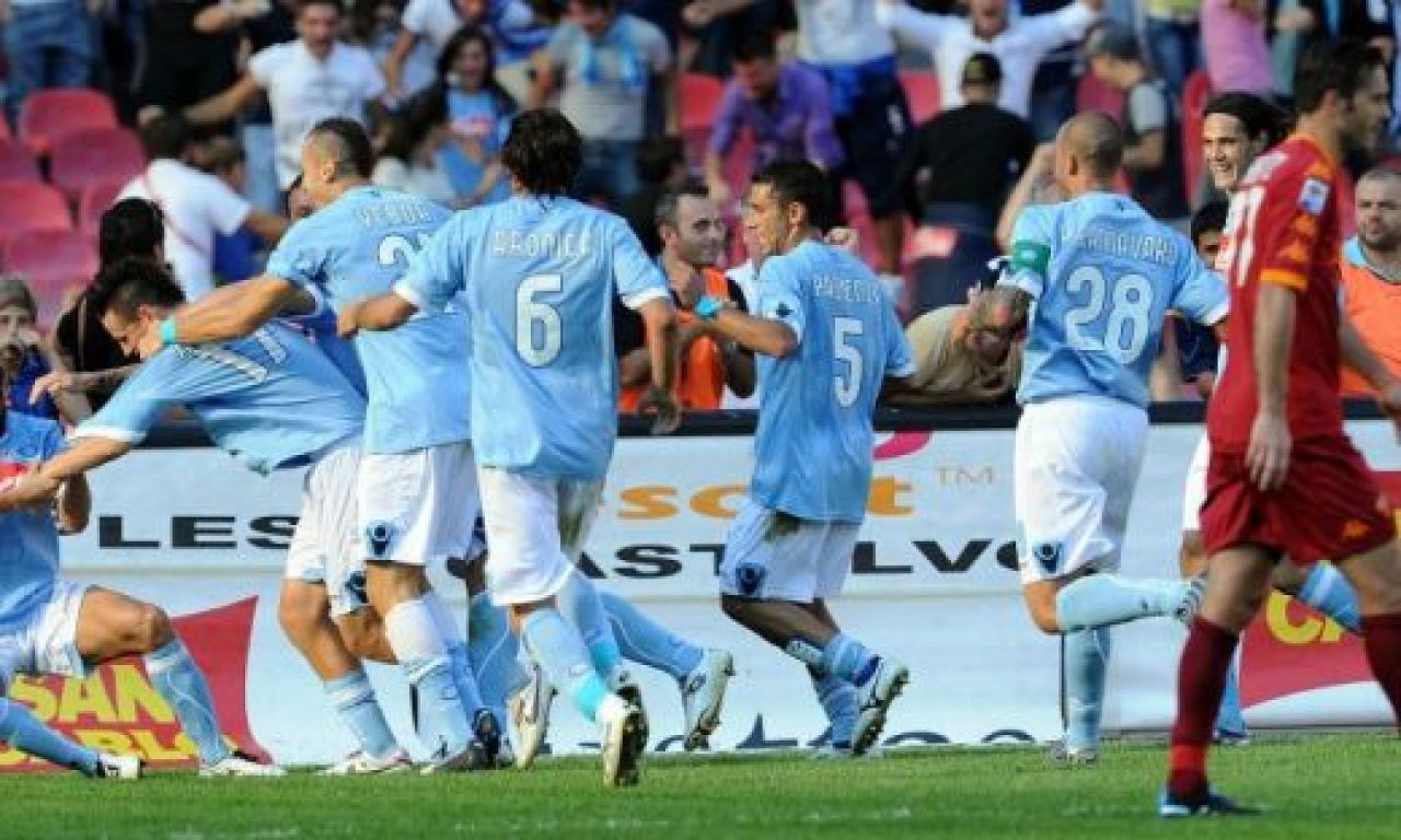 VIDEO: Napoli a prins aripi dupa egalul cu Steaua! Hamsik a lovit din nou! Napoli 2-0 Roma_17