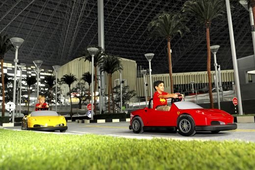 VIDEO FENOMENAL: Dubai in faliment? Vezi cum arata cel mai mare parc tematic acoperit din lume, FERRARI WORLD!_7