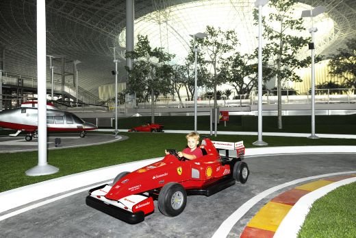 VIDEO FENOMENAL: Dubai in faliment? Vezi cum arata cel mai mare parc tematic acoperit din lume, FERRARI WORLD!_9