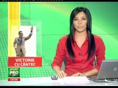 Mesajul lui Gigi pentru dinamovisti: Uh la la la! Let s go dancing! Vezi cum a cantat Becali in masina!