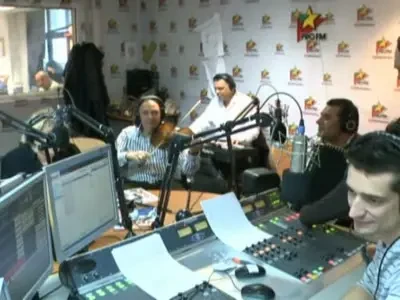 Lautareasca a la Clejani: Razvanele fara Mutu s-a dus de rapa tot lotul!