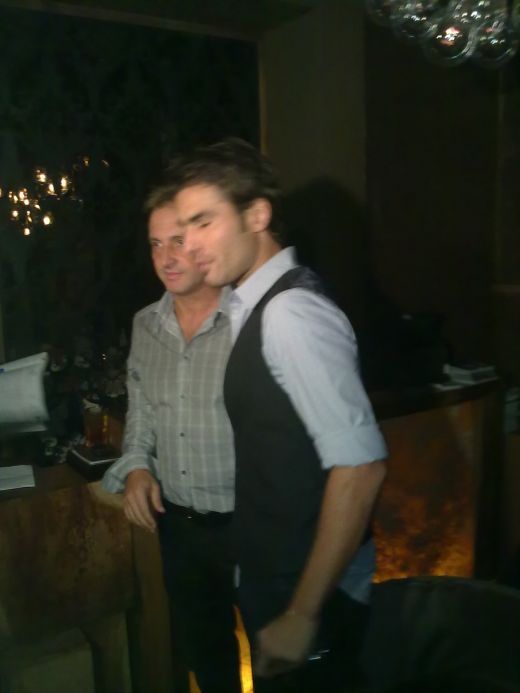 FOTO: Mutu a renuntat la 10, e numarul NOUA! Si-a deschis restaurant de LUX la Firenze: