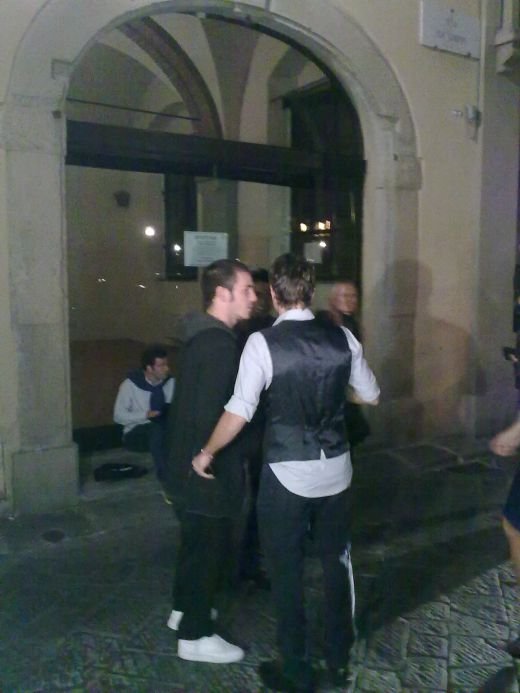 FOTO: Mutu a renuntat la 10, e numarul NOUA! Si-a deschis restaurant de LUX la Firenze: 