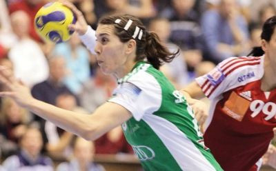 Mai tare decat Hagi, Popescu si Chivu la un loc! Simona Spiridon are cele mai multe jocuri in Champions League!