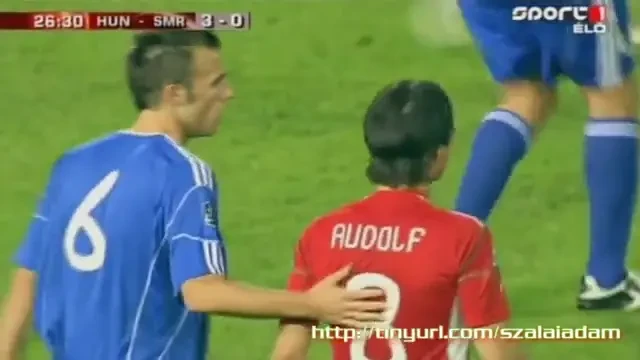 VIDEO: Cel mai tare gol din preliminarii! Portarul, unde e portarul?