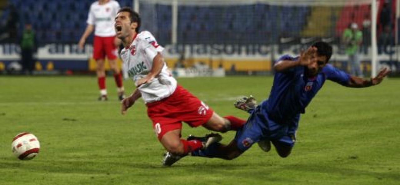 Dinamo - Steaua in imagini! Vezi 10 super poze din derby-ul Romaniei!_5