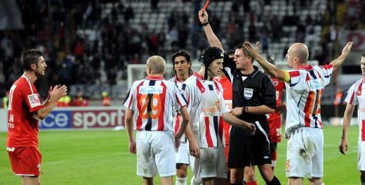 Cristea: E imoral sa fiu suspendat! Le multumesc celor care au luat aceasta decizie! :)