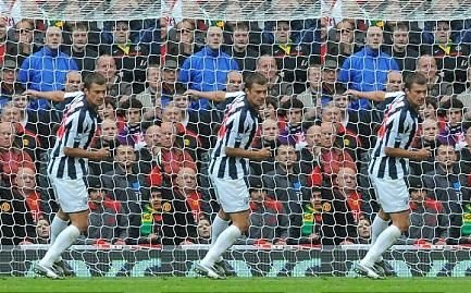 Ziua in care Tamas a fost mai TARE decat Berbatov si Rooney! Vezi cum a salvat eroic in fata lui Rooney!
