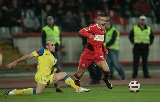 Steaua ingropata de stelisti: Dinamo 2-1 Steaua! Dinamo castiga dupa doua penalty-uri_3