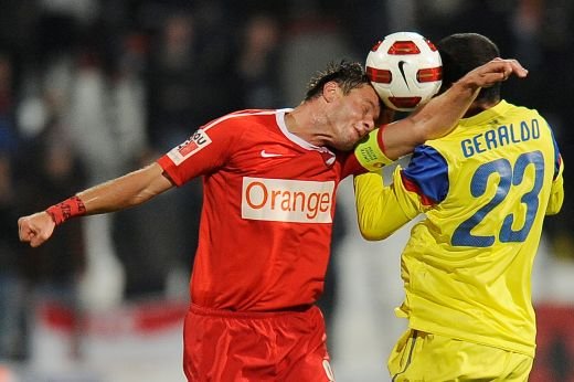 Merita Dinamo 2 penalty-uri? Avram nu a prins o zi buna! N Doye trebuia eliminat si 11 metri la Ricardo!