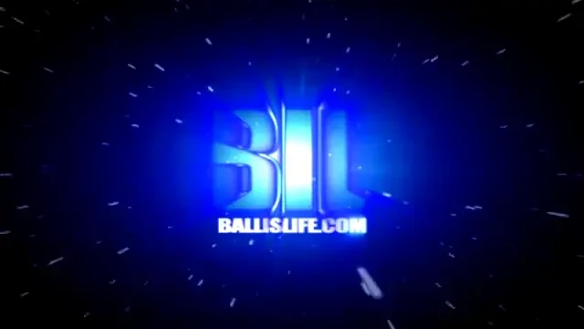 VIDEO El e ZEU la slam dunk! A bagat-o in COS dupa ce a sarit peste SAPTE oameni!