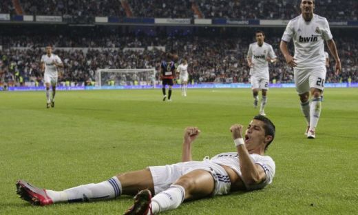 VIDEO Cristiano Ronaldo a dat pentru PRIMA oara in cariera 4 goluri: