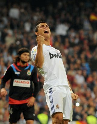 VIDEO Cristiano Ronaldo a dat pentru PRIMA oara in cariera 4 goluri: