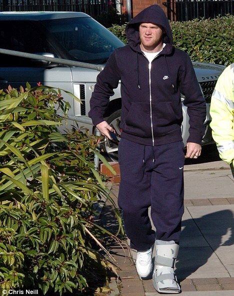 Ce fac 15 mil euro pe an din tine :) Rooney a FUGIT din Anglia!