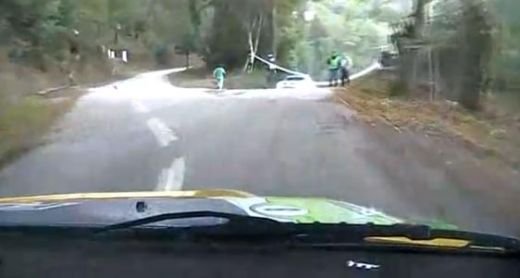 MOARTEA vireaza dreapta! Accident stupid la un raliu din Portugalia!