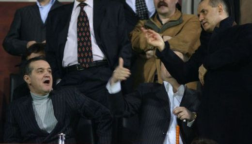 Gigi il ameninta pe Copos pentru o datorie: E un nenorocit, un hot! O sa o pateasca