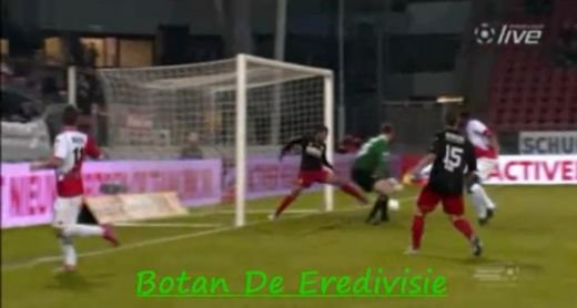 Omul care a ratat din toate pozitiile cu Steaua a inscris o NEBUNIE de gol cu calcaiul! VIDEO: