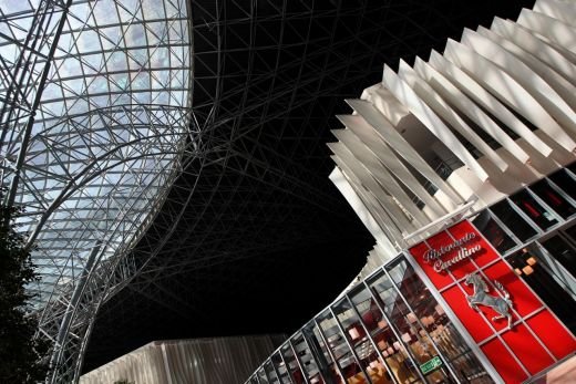 FOTO SI VIDEO: S-a deschis Ferrari World! Vezi cel mai tare parc de distractii acoperit din lume!_8