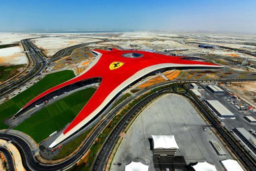 FOTO SI VIDEO: S-a deschis Ferrari World! Vezi cel mai tare parc de distractii acoperit din lume!_21