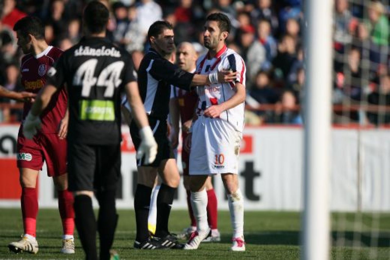 Otelul ramane lider! Peralta smulge un egal in minutul 90: Otelul 1-1 CFR Cluj!Vezi aici imagini de la meci!_9