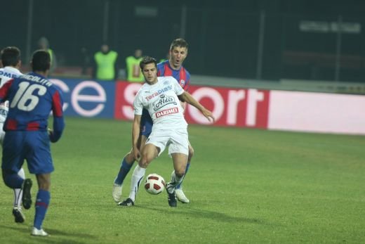Steaua pierde primul episod din 'Bati sau Mori' Bistrita 1-0 Steaua! Vezi imagini de la meci!_19