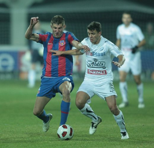 Steaua pierde primul episod din 'Bati sau Mori' Bistrita 1-0 Steaua! Vezi imagini de la meci!_26