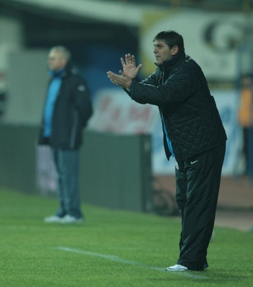 Steaua pierde primul episod din 'Bati sau Mori' Bistrita 1-0 Steaua! Vezi imagini de la meci!_27