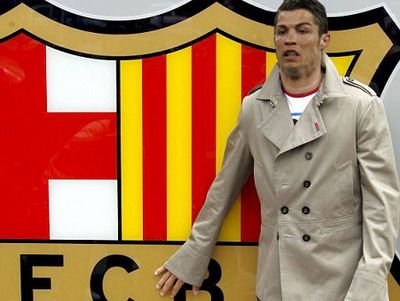 Messi, Villa, Iniesta si Ronaldinho la Real, Terry si Fabregas la City!_13