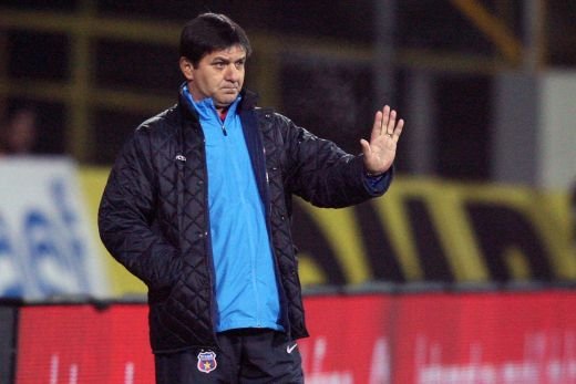 Lacatus are obiectiv castigarea titlului! Nu pleaca daca rateaza Cupa si Europa League!
