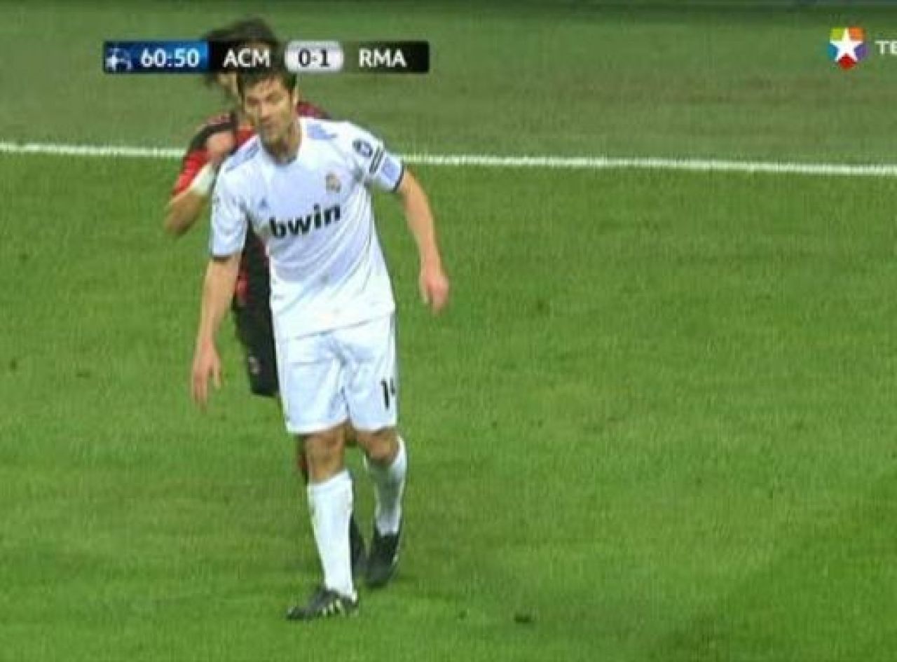 Scandal MONSTRU la Milan - Real! Arbitrul Webb nu a dat doua eliminari lui Milan si Inzaghi a marcat din offside! Vezi FAZELE!_3