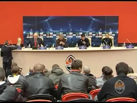 VIDEO! Mircea Lucescu, dupa 2-1 cu Arsenal: "Am demonstrat ca arbitrul a influentat meciul de la Londra!"